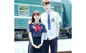 雙魚座短發(fā)穿校服好看嗎